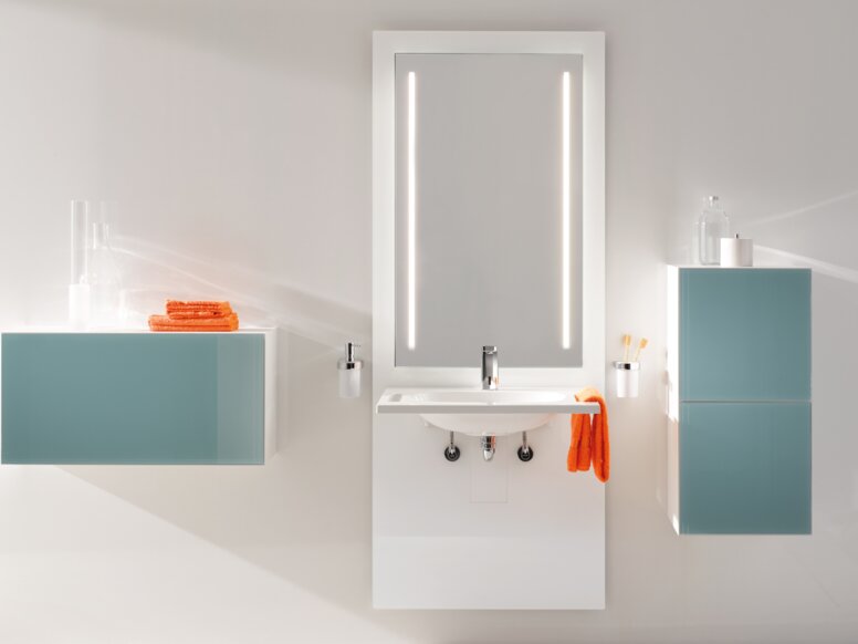 Gamme de lavabos HEWI S50, M40 Zone de lavage réglable en hauteur